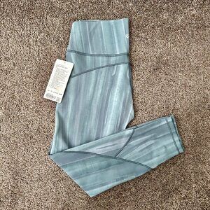 New Lululemon In Movement High-Rise Tight Everlux 25" Size 10